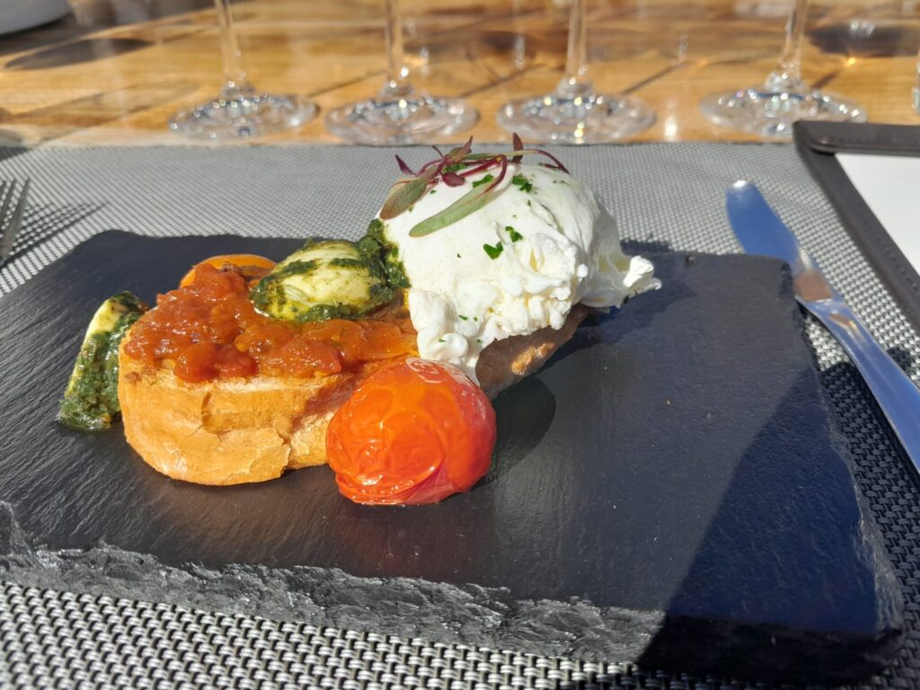Starter Plum tomato Bruschetta